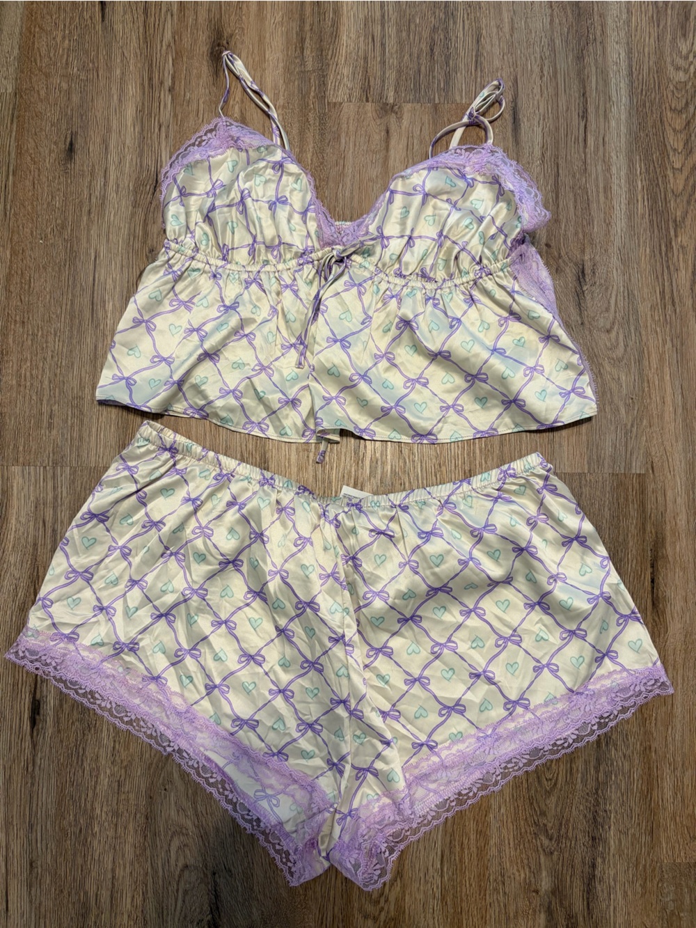 Women’s No Boundaries Cream and Lavender Bow-Print Tank Pajama Set